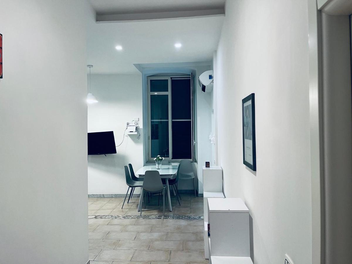 Appartement Napoletana Duomo à Naples Extérieur photo
